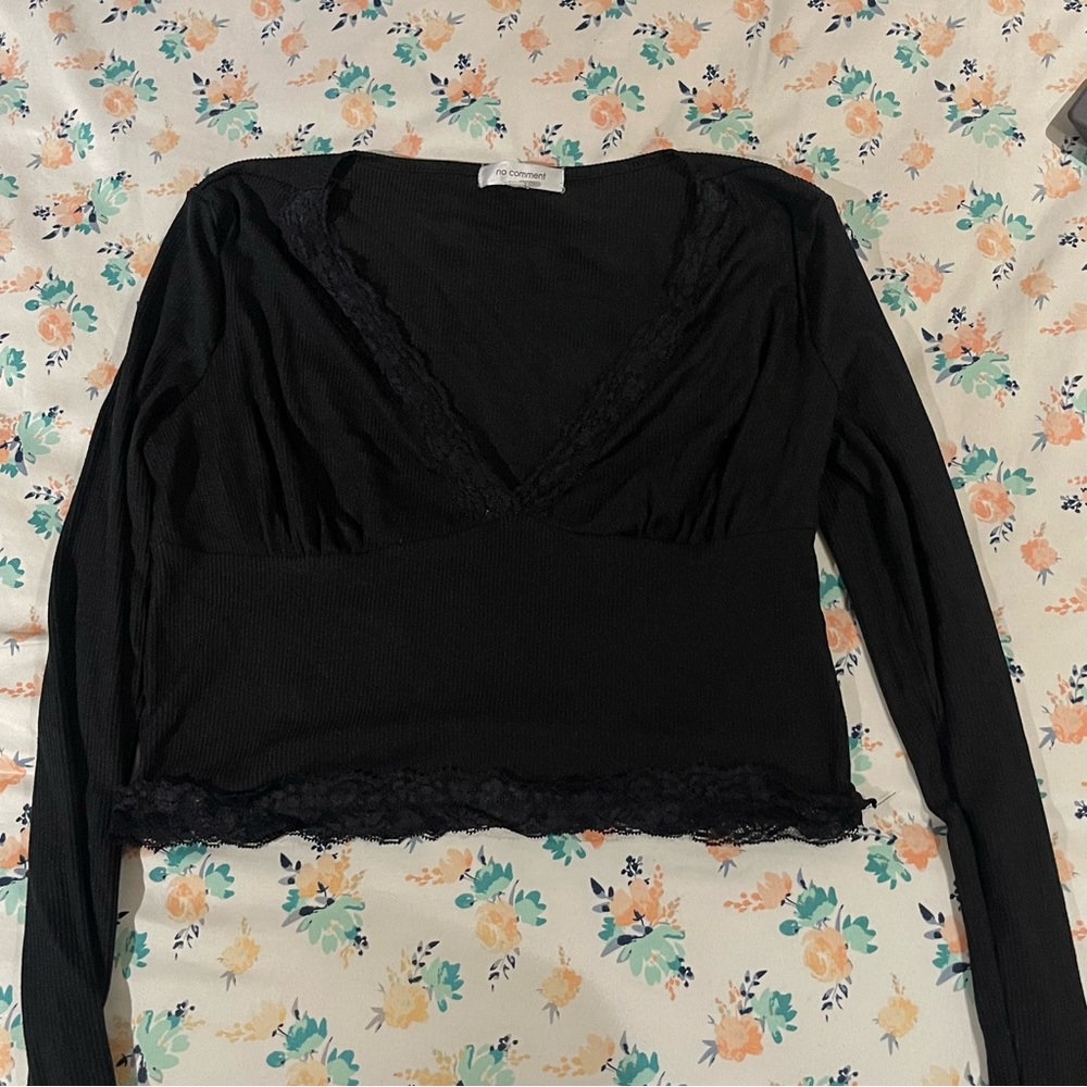 Elegant Black V-Neck Top with Lace Detail